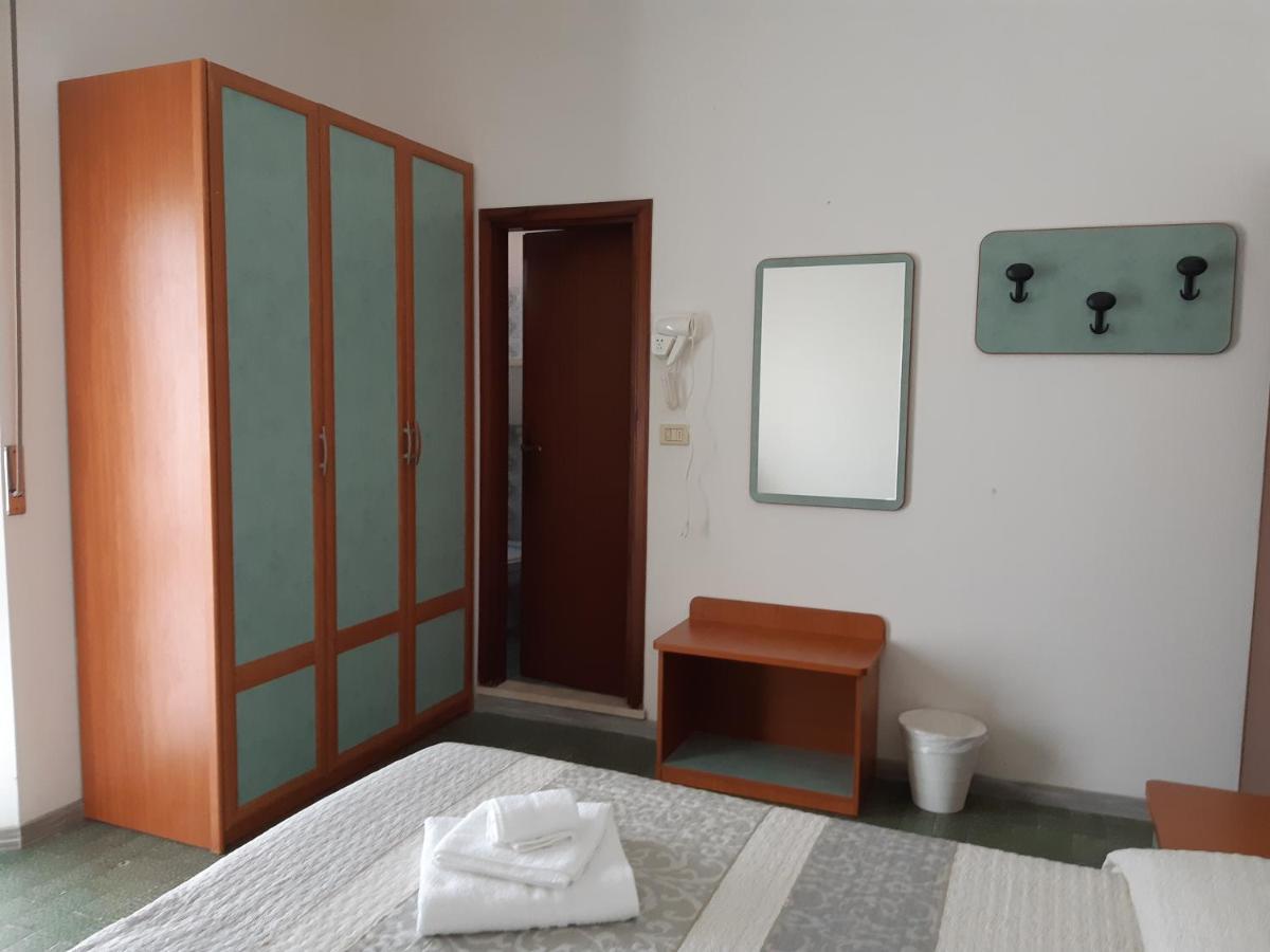 Hotel Mara Rimini Exterior photo