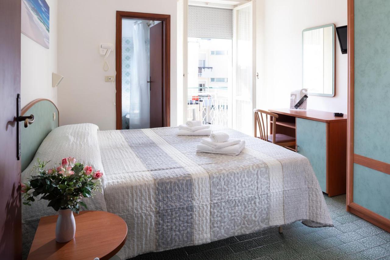 Hotel Mara Rimini Exterior photo